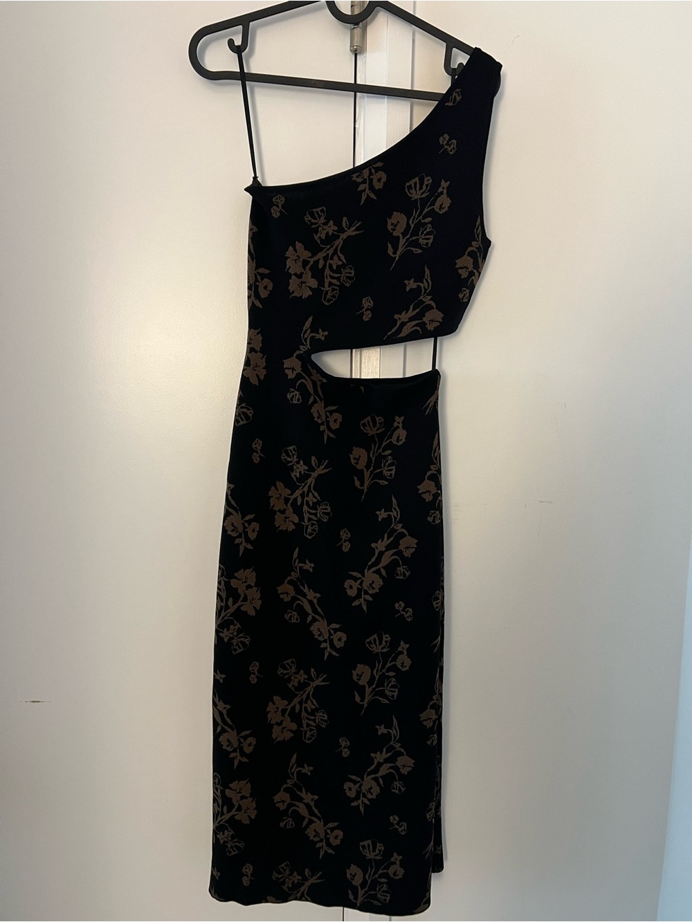 One-Shoulder Black Floral Cutout Dress - OAK + FORT